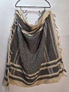 100% Cotton Shemagh Keffiyeh Head Cover Scarf Tan & Black With Tassels